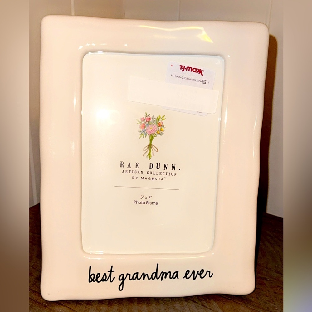 NWT Rae Dunn White Tabletop Ceramic Picture Photo Frame ‘Best Grandma Ever’ 5x7